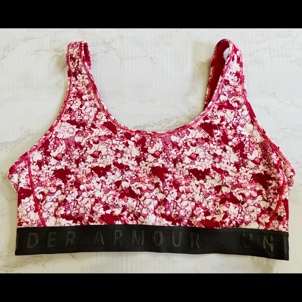 Size XL. Under Armour Sports Bra